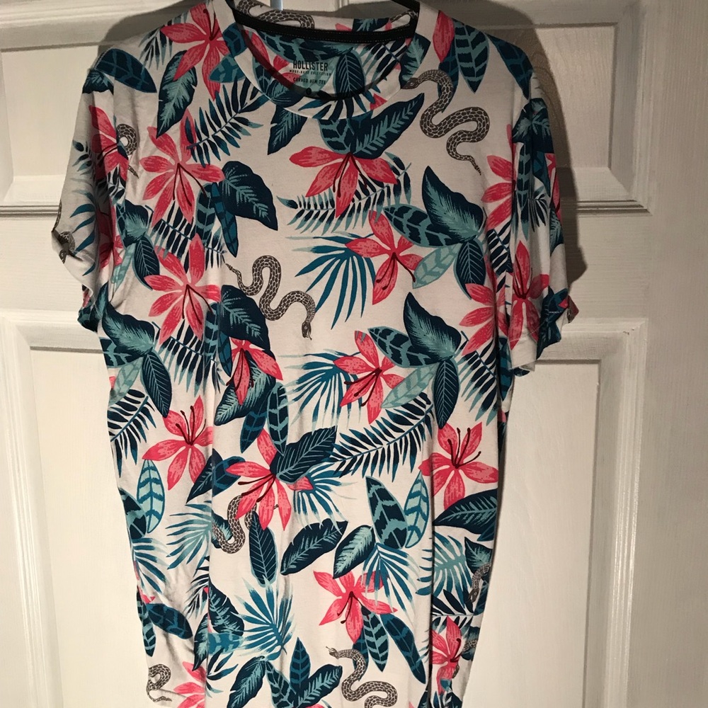 Tropical Hollister Tee